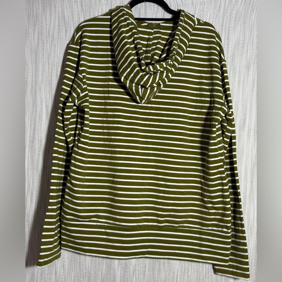 AMPERSAND AVE Green and White Hoodie - Picture 4 of 5